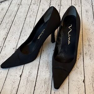 Nina Classic Black Satin Pointed Heels Leather Sole size 9